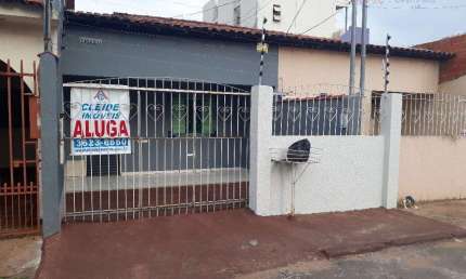 Casa com 2 dormitórios para alugar, 65 m² por R$ 1.340,00/mês - Grande Terceiro - Cuiabá/MT
