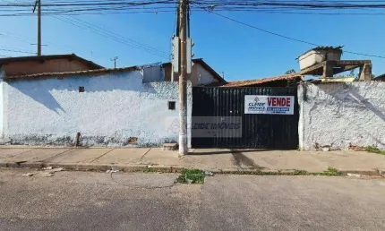 Terreno  rua macabu, esquina rua 7 de janeiro, enfrente campinho