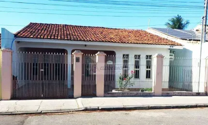 Casa com 3 quartos à venda na Avenida Espigão, 20, Tijucal, Cuiabá