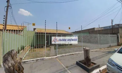 Casa com 4 dormitórios para alugar, 254 m² por R$ 3.095,27/mês - Jardim Tropical - Cuiabá/MT