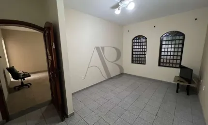 Casa com 3 quartos à venda na vila aeroporto i, campinas , 185 m2 por r$ 560.000
