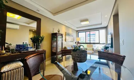 Apartamento com 2 quartos à venda na Rua Ariovaldo Pinheiro, 177, Passo da Areia, Porto Alegre por R$ 736.000