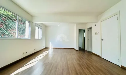 Apartamento com 3 quartos à venda na Rua Antônio Joaquim Mesquita, 570, Passo da Areia, Porto Alegre por R$ 549.000