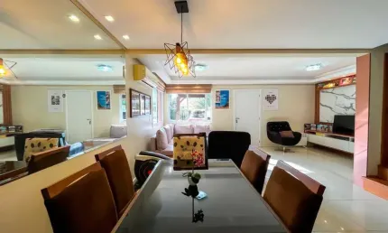 Casa em condomínio fechado com 3 quartos à venda na Rua Adão Gregory, 200, Mário Quintana, Porto Alegre por R$ 620.000