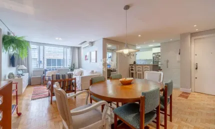 Apartamento com 3 quartos à venda na Rua Carlos Von Koseritz, 1540, São João, Porto Alegre por R$ 770.000