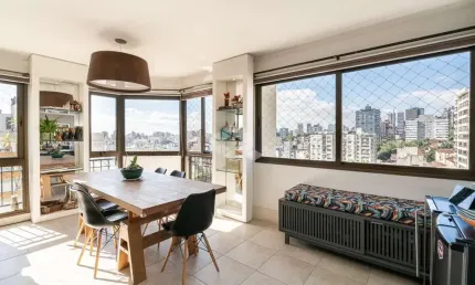 Apartamento com 3 quartos à venda na avenida mariland, 1528, auxiliadora, porto alegre por r$ 1.240.000