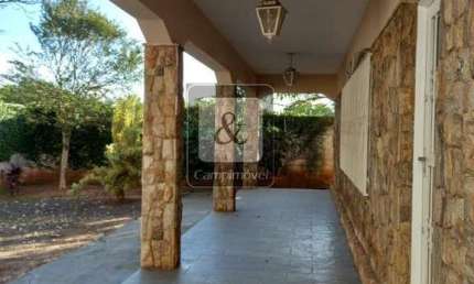 Casa Térrea para Venda em Campinas, Fazenda Santa Cândida, 4 dormitórios, 2 suítes, 4 banheiros, 3 vagas