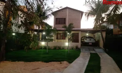 Casa à venda em aquiraz-ce, bairro prainha: 2 quartos, 1 suíte, 2 banheiros, 4 vagas de garagem, 150m² de área. confira!