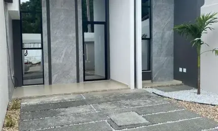Casa com 3 quartos à venda no guaribas, eusébio  por r$ 420.000