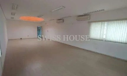 Sala comercial para alugar na Rua Adelino Martins, --, Mansões Santo Antônio, Campinas, 53 m2 por R$ 2.632
