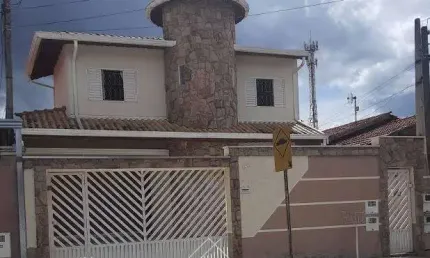 Casa com 4 quartos à venda na Paulo Amgi, --, Parque Fazendinha, Campinas, 184 m2 por R$ 650.000