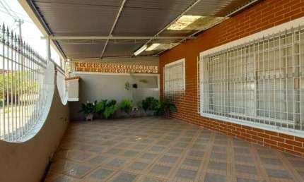 Casa com 4 quartos para alugar na Rua Antônio Lapa, --, Cambuí, Campinas, 223 m2 por R$ 7.500