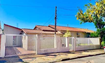 Casa comercial para alugar na Rua Frei Antônio de Pádua, --, Jardim Guanabara, Campinas, 132 m2 por R$ 6.500