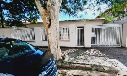 Casa com 4 quartos à venda na Rua Flávio de Carvalho, --, Jardim Eulina, Campinas, 216 m2 por R$ 797.000