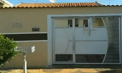 Casa com 2 quartos à venda na Rua Dona Margarida, Centro, Santa Bárbara D'Oeste, 150 m2 por R$ 550.000
