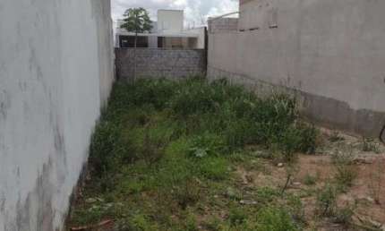 Terreno à venda na Avenida Brasil Norte, Jardim Boer I, Americana por R$ 150.000