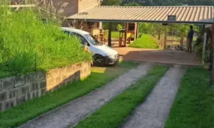 Chácara / sítio com 3 quartos à venda na Rodovia Luiz de Queiroz, 00, Vale das Cigarras, Santa Bárbara D'Oeste por R$ 500.000