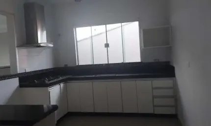 Casa com 3 quartos à venda na Avenida Brasil Norte, Jardim Terramérica I, Americana por R$ 600.000