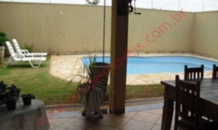 Casa com 3 quartos à venda na Rua Roberto JENSEN 221, Jardim Jacyra, Americana, 325 m2 por R$ 650.000