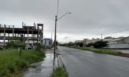 Terreno à venda na Rua Alberto Prezoto, Terras de Santa Bárbara, Santa Bárbara D'Oeste por R$ 330.000