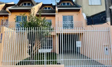 Casa com 3 quartos à venda na rua cascavel, 1250, boqueirão, curitiba por r$ 530.000