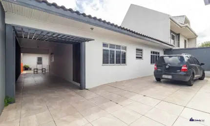 Casa com 4 quartos à venda na Rua Coronel José Leal Fontoura, 49, Xaxim, Curitiba por R$ 950.000
