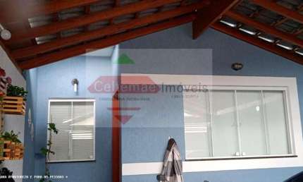 Casa para Venda em Taubaté, Residencial Estoril, 3 dormitórios, 1 suíte, 2 banheiros, 2 vagas