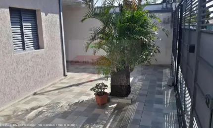 Casa com 3 quartos à venda na Rua Abissínia, Jardim das Nações, Taubaté