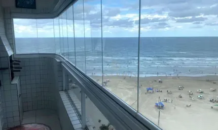 Apartamento com 2 quartos e vista mar à venda em praia grande!