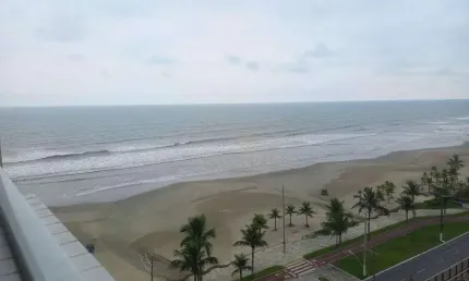 Apartamento novo com 2 quartos à venda com vista do mar em Praia Grande!