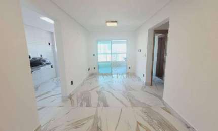 Apartamento novo com vista do mar e 2 quartos à venda em Praia Grande!