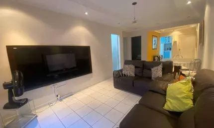 Apartamento com 2 dormitórios à venda, 80 m² por R$ 390.000,00 - Ocian - Praia Grande/SP