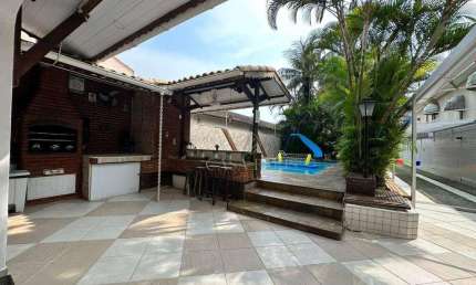 Sobrado com 4 quartos à venda, 150 m² por R$ 2.800.000 - Canto do Forte - Praia Grande/SP