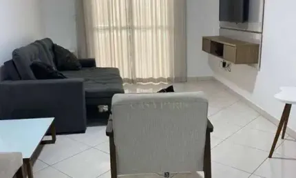 Apartamento amplo com lazer de 2 quartos à venda perto da praia!!