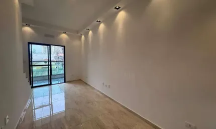 Sobrado com 3 dormitórios à venda, 110 m² por R$ 600.000,00 - Aviação - Praia Grande/SP