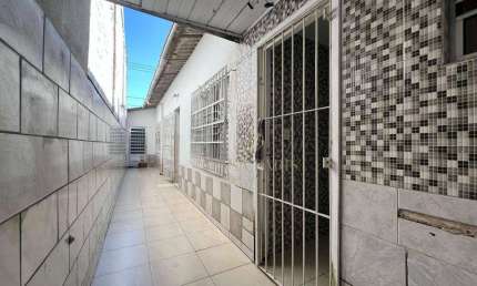 Casa à venda, 65 m² por R$ 320.000,00 - Tupi - Praia Grande/SP