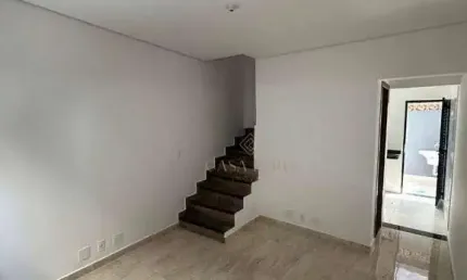 Sobrado com 2 dormitórios à venda, 60 m² por R$ 385.000,00 - Aviação - Praia Grande/SP
