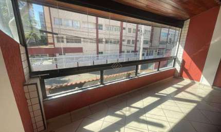 Sobrado com 3 dormitórios à venda, 179 m² por R$ 780.000,00 - Vila Guilhermina - Praia Grande/SP