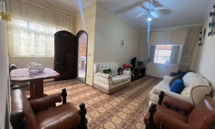 Casa com 2 dormitórios à venda, 180 m² por R$ 450.000,00 - Maracanã - Praia Grande/SP