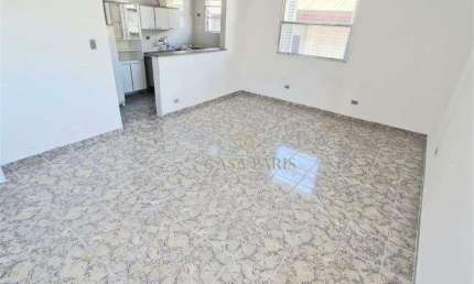 Kitnet com 1 dormitório à venda, 33 m² por R$ 215.000,00 - Boqueirão - Praia Grande/SP