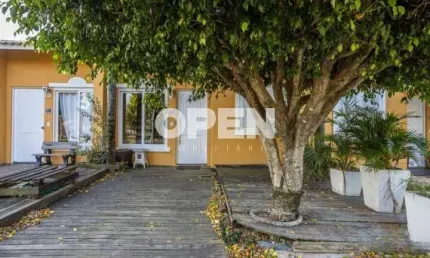 Casa em condomínio , 03 dormitórios , Rio Branco , Canoas.