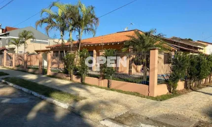 Casa com 3 quartos à venda na Rua Doutor Breno Roberto Cassel, Nossa Senhora das Graças, Canoas