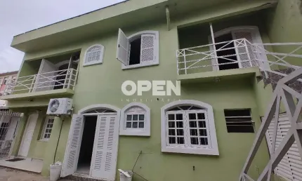 Casa com 4 quartos à venda na Rua Mathias Velho, Centro, Canoas
