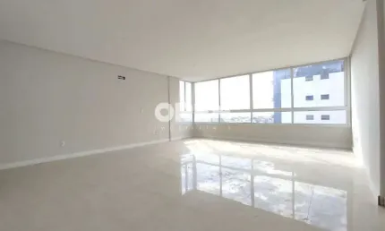 Apartamento com 3 quartos à venda na Rua Ângelo Possebon, Centro, Canoas