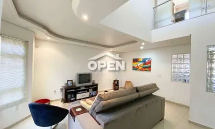 Sobrado à venda, 4 quartos, 1 suíte, 2 vagas, Moinhos de Vento - Canoas/RS