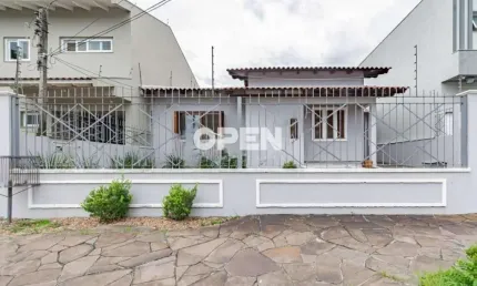 Casa com 3 quartos à venda na Avenida Doutor Severo da Silva, Estância Velha, Canoas
