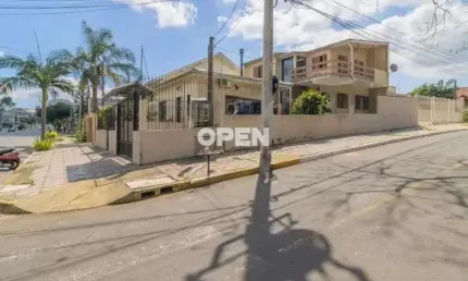 Casa com 4 quartos à venda na Rua Ramiro Barcelos, São José, Canoas