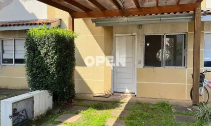 Casa em condomínio Fechado 02 dormitórios , Igara , Canoas .