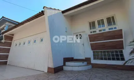Casa com 3 quartos para alugar na Rua Centaurus, Moinhos De Vento, Canoas