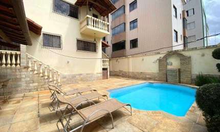 Casa à venda, 4 quartos, 3 suítes, 3 vagas, Castelo - Belo Horizonte/MG